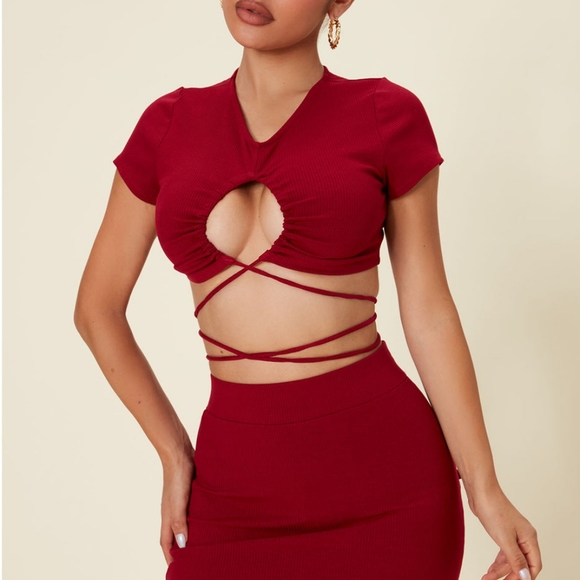 Nwt Fionna snatched skirt set - Picture 2 of 4